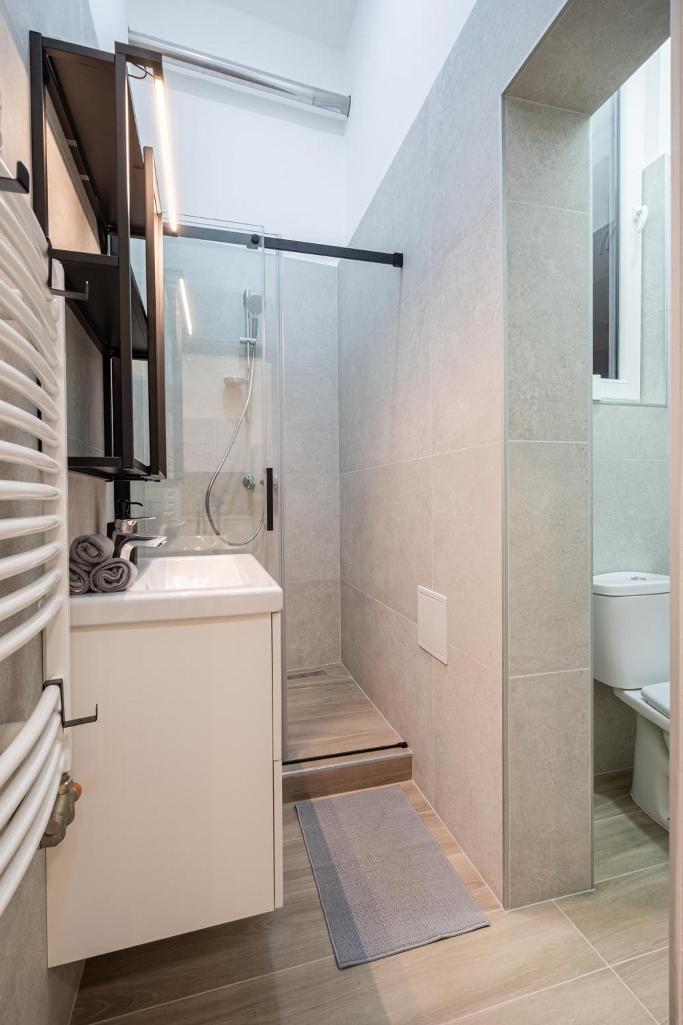 Luxurious Downtown Family Suite Budapest Esterno foto